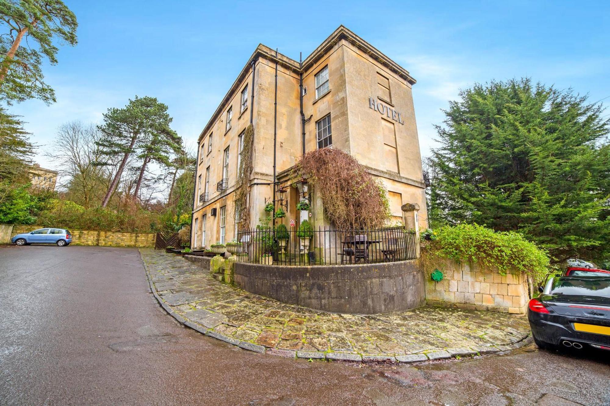 Oyo Bailbrook Lodge, Bath Exterior photo